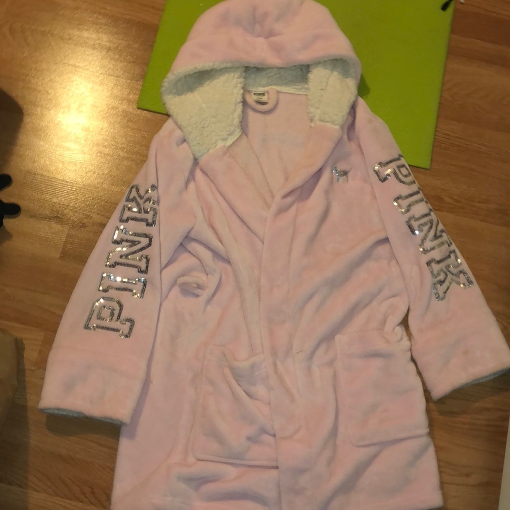 Victoria’s Secret PINK Robe